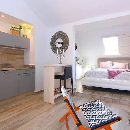 Beach House - Golden Park Holiday home