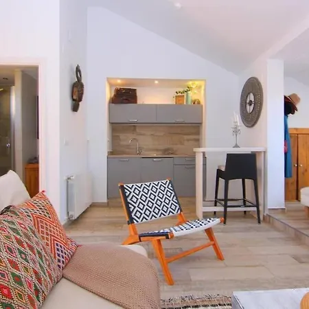 Beach House - Golden Park Holiday home